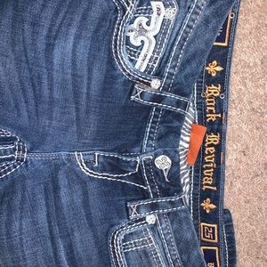 Lightly worn Rock Revival boot cut jeans!